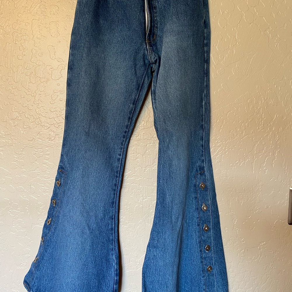 Women's Flared Blue Jeans